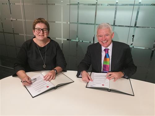 061218CISIACCAIFQdealsigning 061218CISIACCAIFQdealsigning